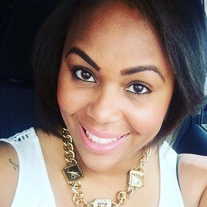 Meet your Posher, Lacy